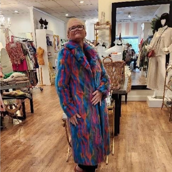 SHOW ALERT  🚧 SHOW THURSDAY 11/20 2 pm eastern SILENT - Picture 3 of 6